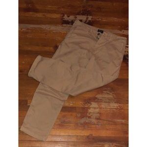 AE EXTREME FLEX SLIM STRAIGHT KHAKI PANTS